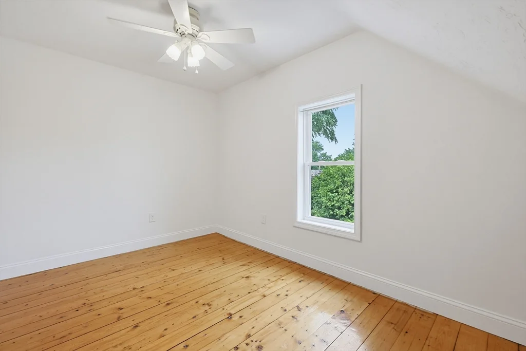 3 bed, 1 bath apartment for rent at 17 Church Ct Unit 2, Ashland — photo 23 of 30