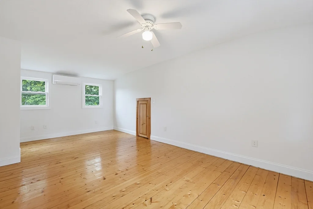 3 bed, 1 bath apartment for rent at 17 Church Ct Unit 2, Ashland — photo 24 of 30