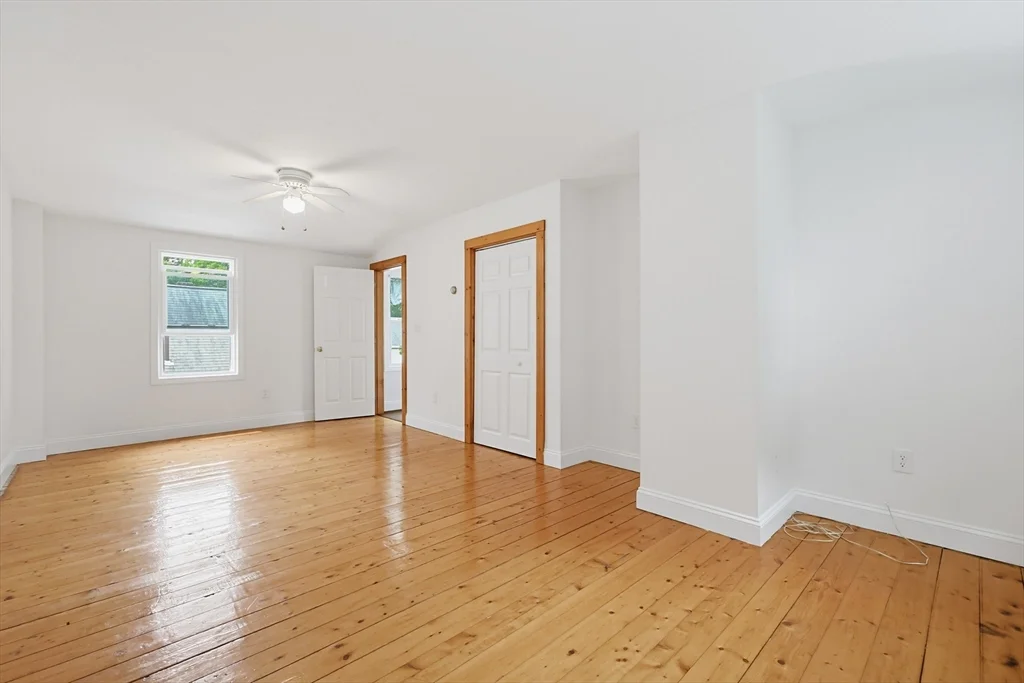 3 bed, 1 bath apartment for rent at 17 Church Ct Unit 2, Ashland — photo 25 of 30