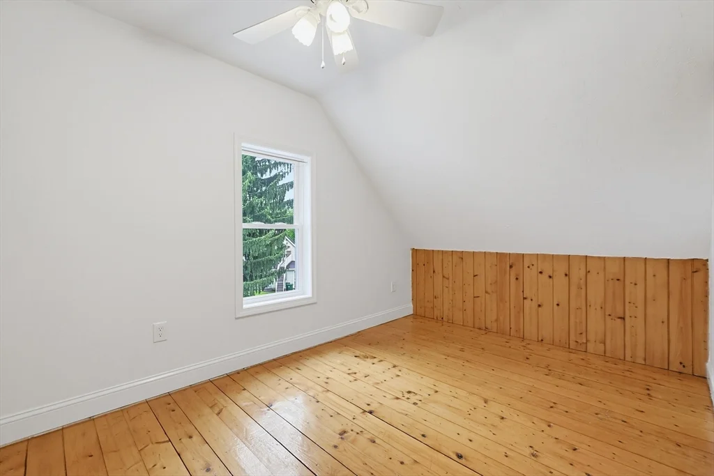 3 bed, 1 bath apartment for rent at 17 Church Ct Unit 2, Ashland — photo 22 of 30