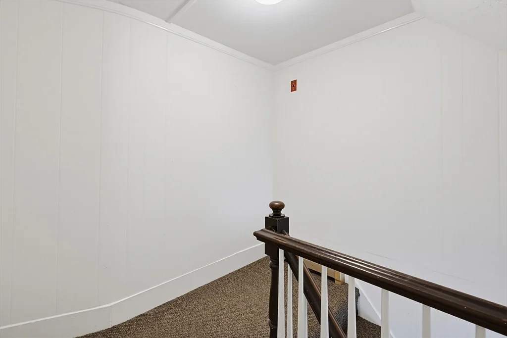 3 bed, 1 bath apartment for rent at 17 Church Ct Unit 2, Ashland — photo 28 of 30