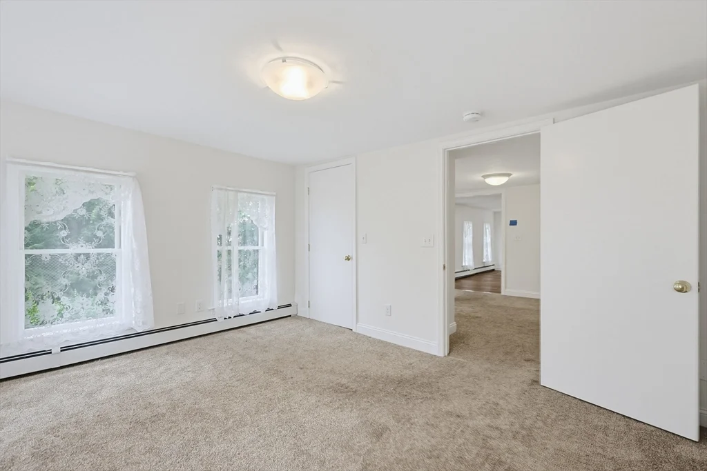 3 bed, 1 bath apartment for rent at 17 Church Ct Unit 2, Ashland — photo 17 of 30