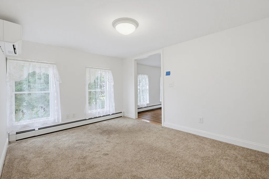 3 bed, 1 bath apartment for rent at 17 Church Ct Unit 2, Ashland — photo 12 of 30