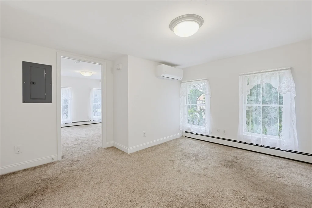 3 bed, 1 bath apartment for rent at 17 Church Ct Unit 2, Ashland — photo 13 of 30
