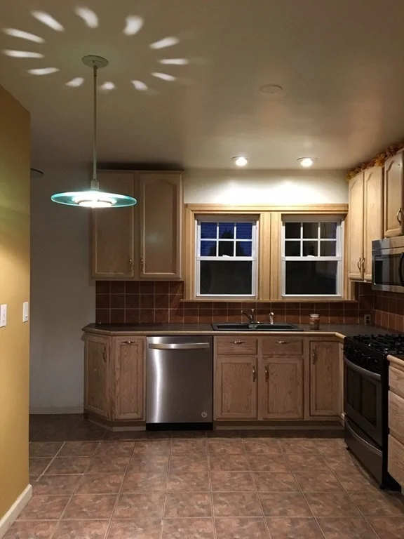 2 bed, 1 bath apartment for rent at 17 Claremont Ave Unit 1, Quincy