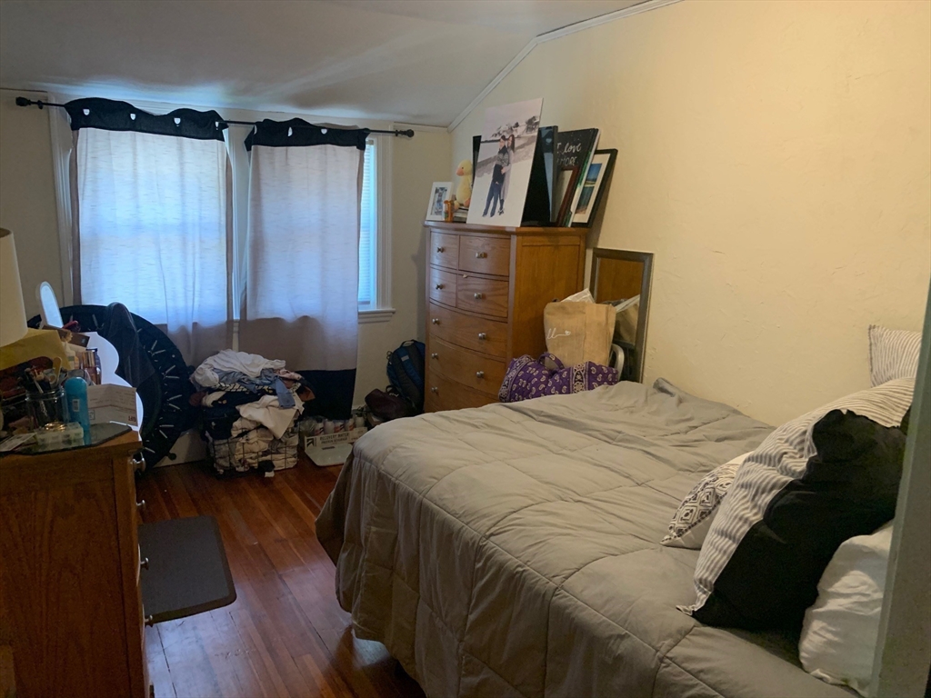 2 bed, 1 bath apartment for rent at 17 Clark Rd Unit 2, Brookline — photo 18 of 20