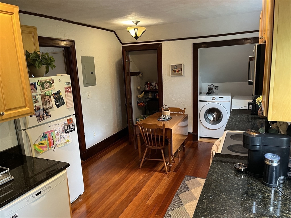 2 bed, 1 bath apartment for rent at 17 Clark Rd Unit 2, Brookline — photo 5 of 20