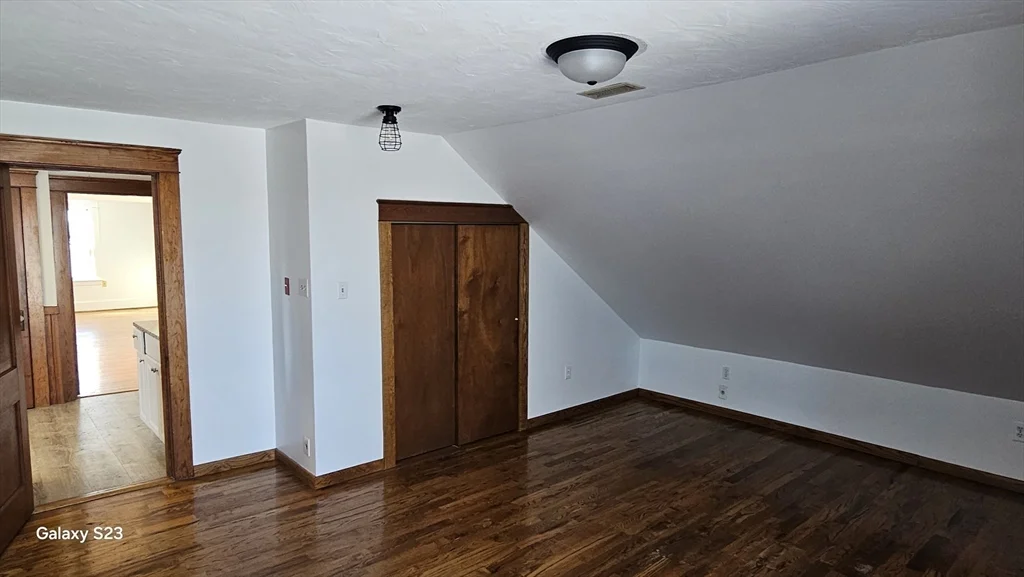 2 bed, 1 bath apartment for rent at 17 Cleveland Ave Unit 3, Worcester — photo 22 of 25
