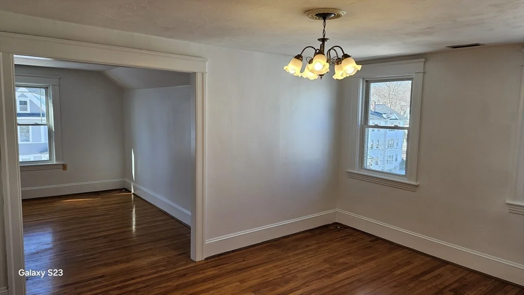 2 bed, 1 bath apartment for rent at 17 Cleveland Ave Unit 3, Worcester — photo 5 of 25