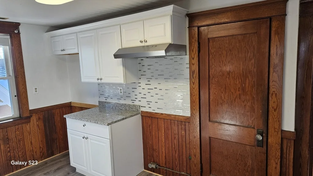 2 bed, 1 bath apartment for rent at 17 Cleveland Ave Unit 3, Worcester — photo 15 of 25