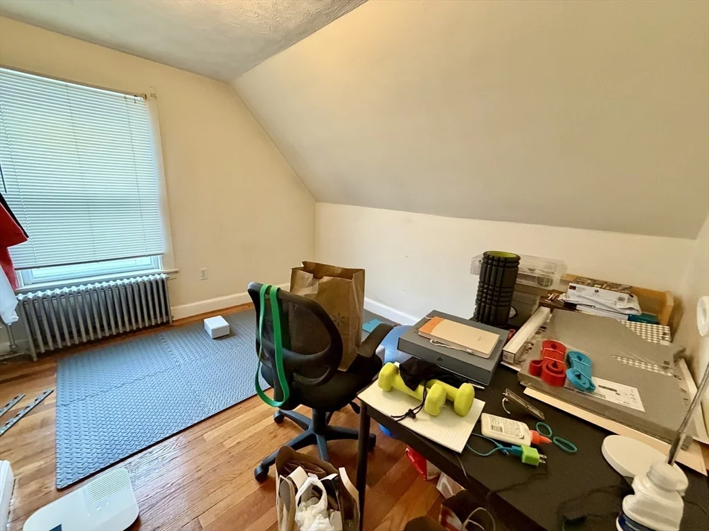 3 bed, 1 bath apartment for rent at 17 Clinton St Unit -, Newton — photo 22 of 23