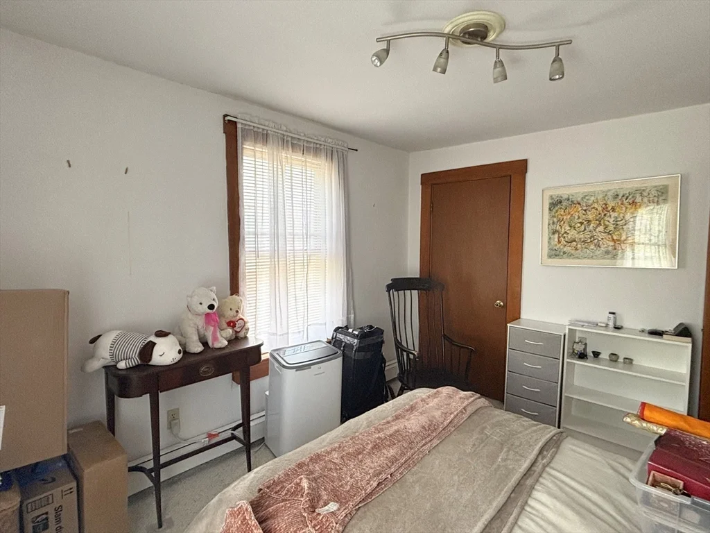 3 bed, 1 bath apartment for rent at 17 Clinton St Unit -, Newton — photo 16 of 23