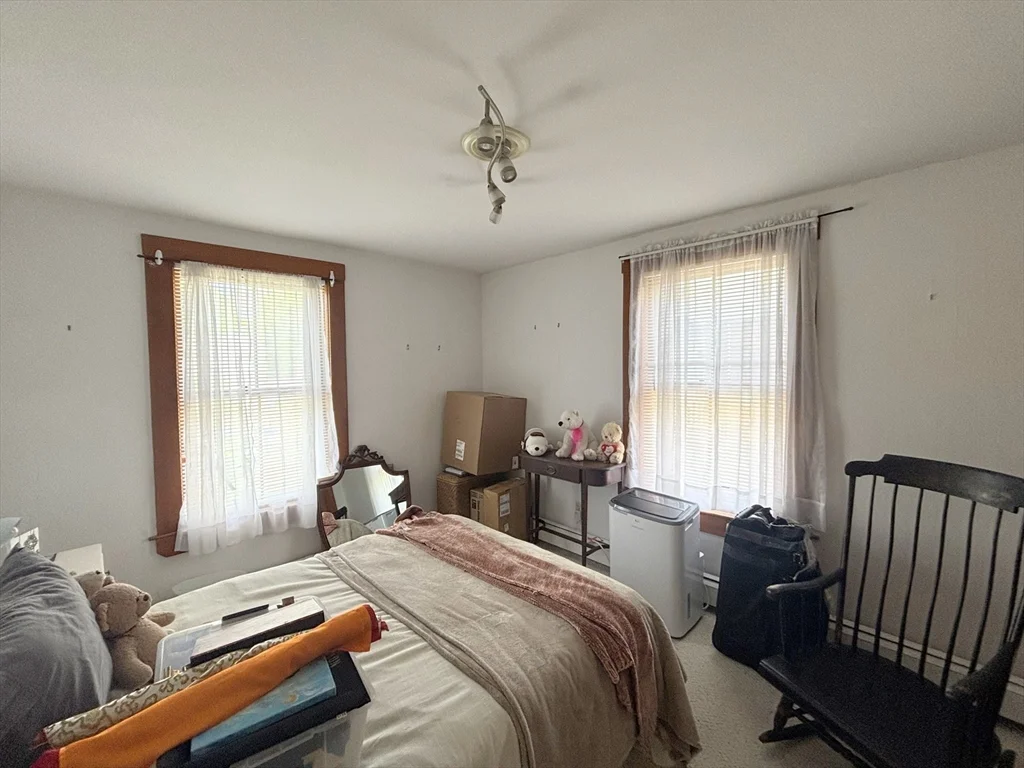 3 bed, 1 bath apartment for rent at 17 Clinton St Unit -, Newton — photo 15 of 23