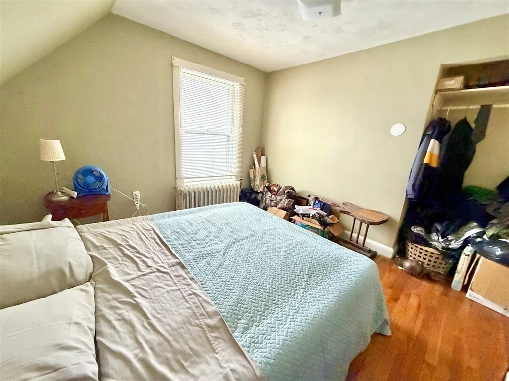 3 bed, 1 bath apartment for rent at 17 Clinton St Unit -, Newton — photo 19 of 23