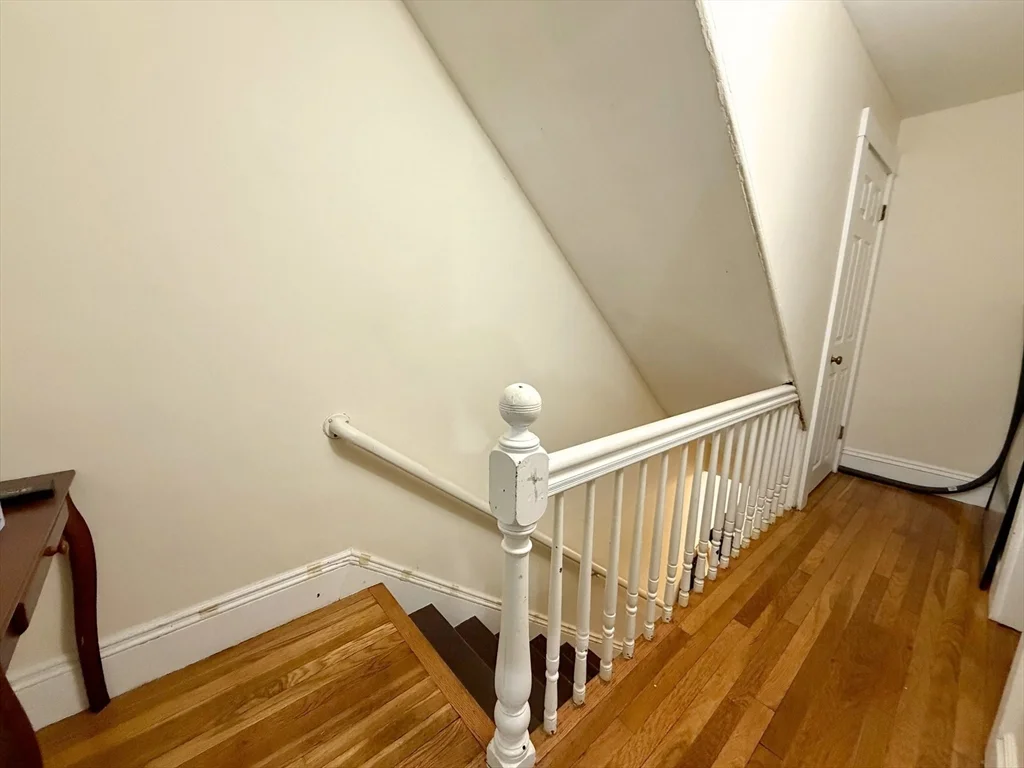 3 bed, 1 bath apartment for rent at 17 Clinton St Unit -, Newton — photo 18 of 23