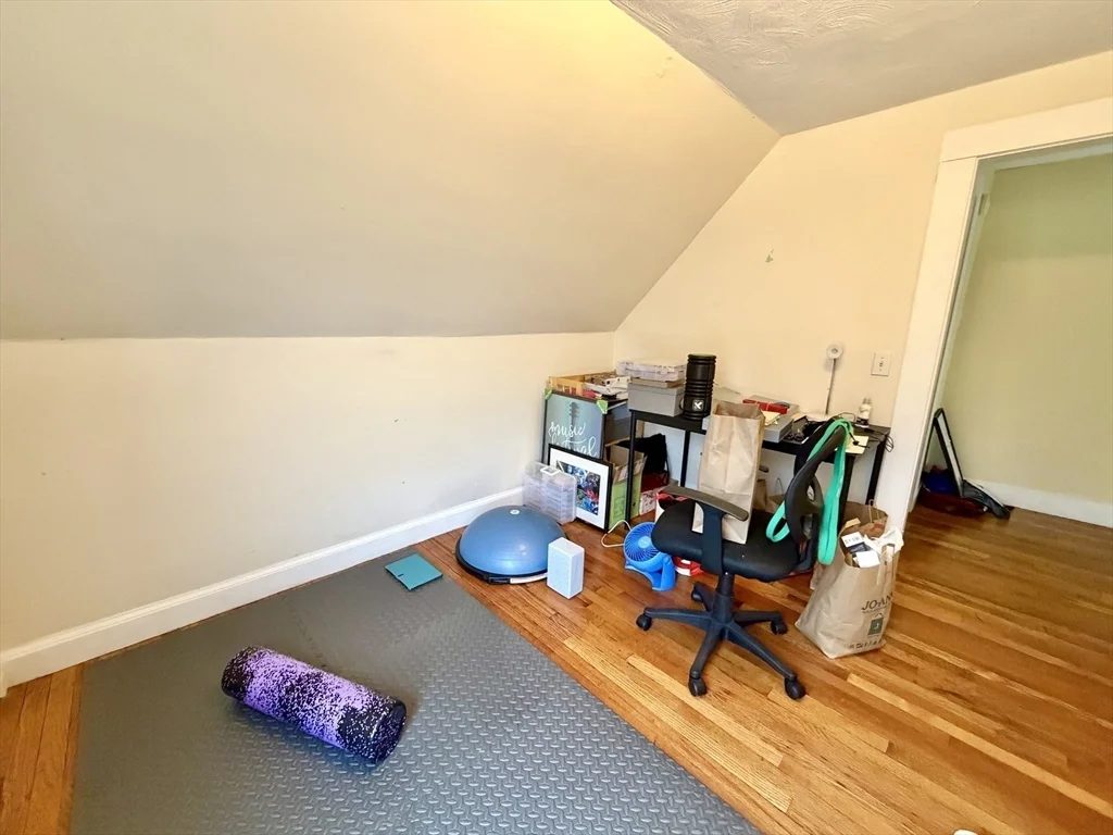 3 bed, 1 bath apartment for rent at 17 Clinton St Unit -, Newton — photo 21 of 23