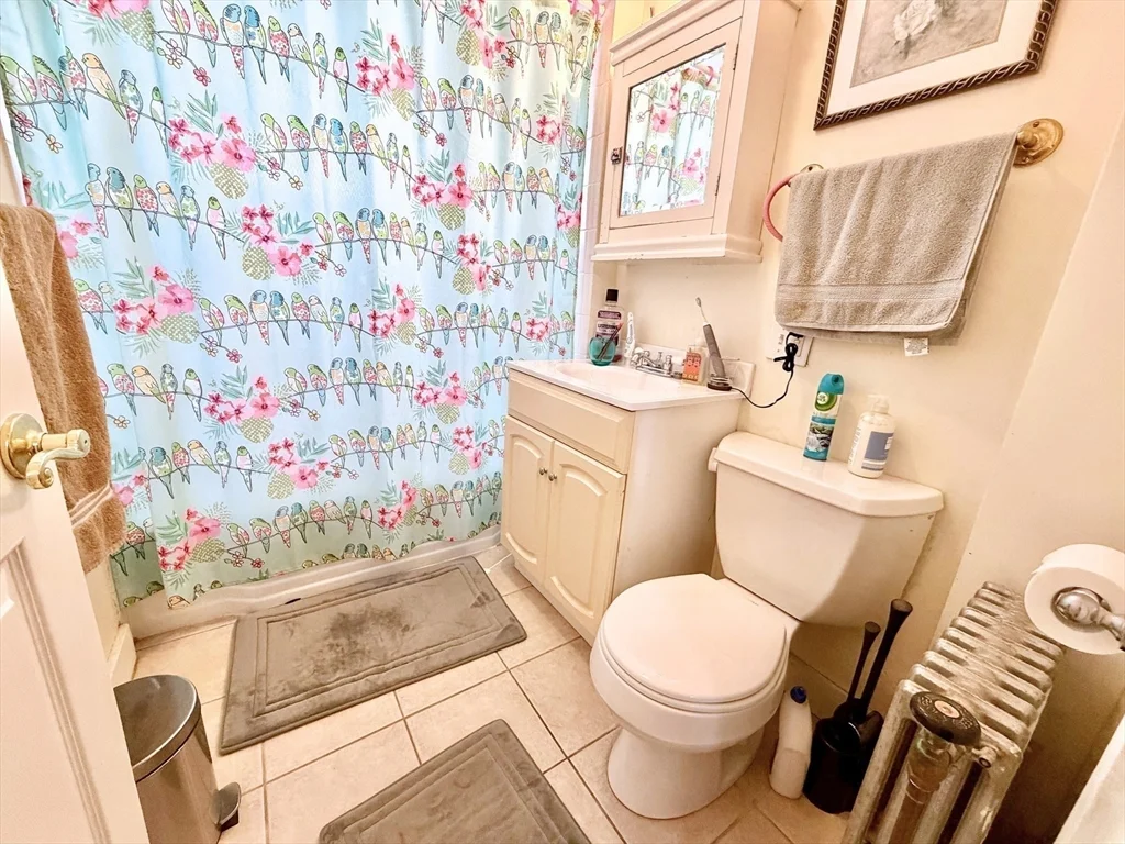 3 bed, 1 bath apartment for rent at 17 Clinton St Unit -, Newton — photo 17 of 23