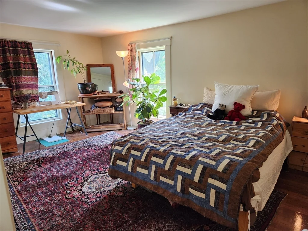 2 bed, 1 bath apartment for rent at 17 Clinton Unit -, Mid Cambridge — photo 19 of 31