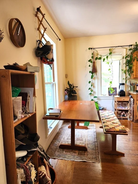 2 bed, 1 bath apartment for rent at 17 Clinton Unit -, Mid Cambridge — photo 11 of 31