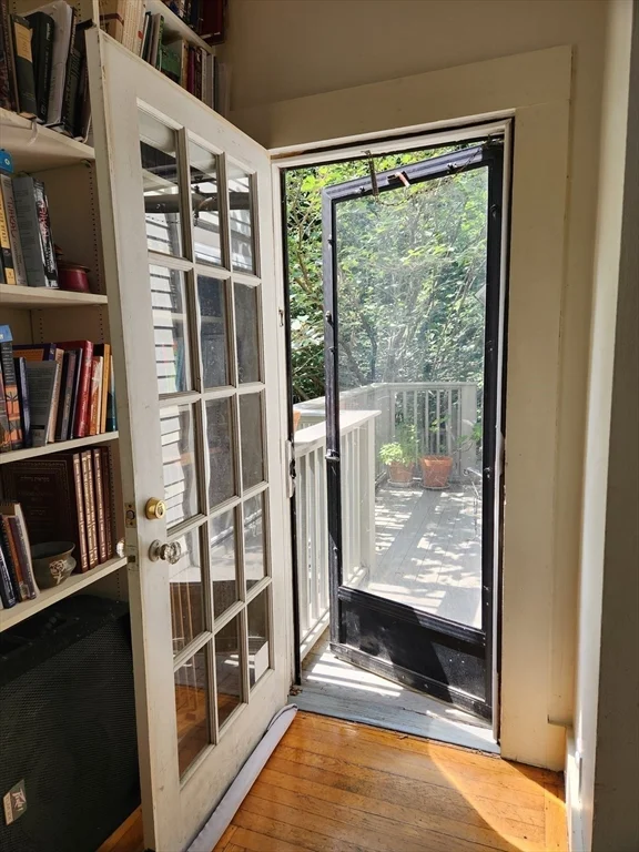 2 bed, 1 bath apartment for rent at 17 Clinton Unit -, Mid Cambridge — photo 7 of 31