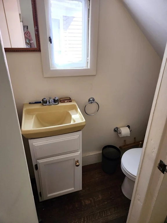2 bed, 1 bath apartment for rent at 17 Clinton Unit -, Mid Cambridge — photo 16 of 31