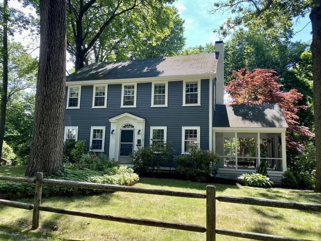 3 bed, 1 bath apartment for rent at 17 Colburn Rd, Wellesley — photo 4 of 4