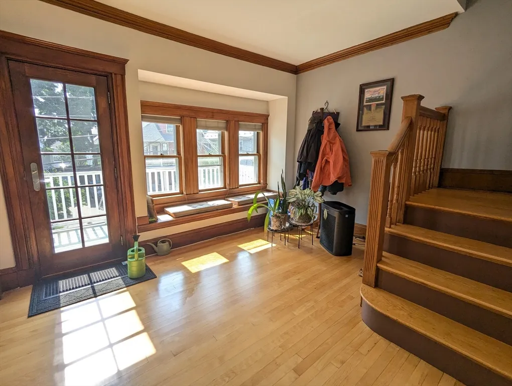 4 bed, 2 bath apartment for rent at 17 Commonwealth Rd Unit 2, Watertown — photo 6 of 23