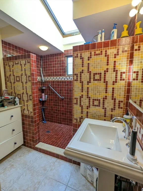 4 bed, 2 bath apartment for rent at 17 Commonwealth Rd Unit 2, Watertown — photo 18 of 23