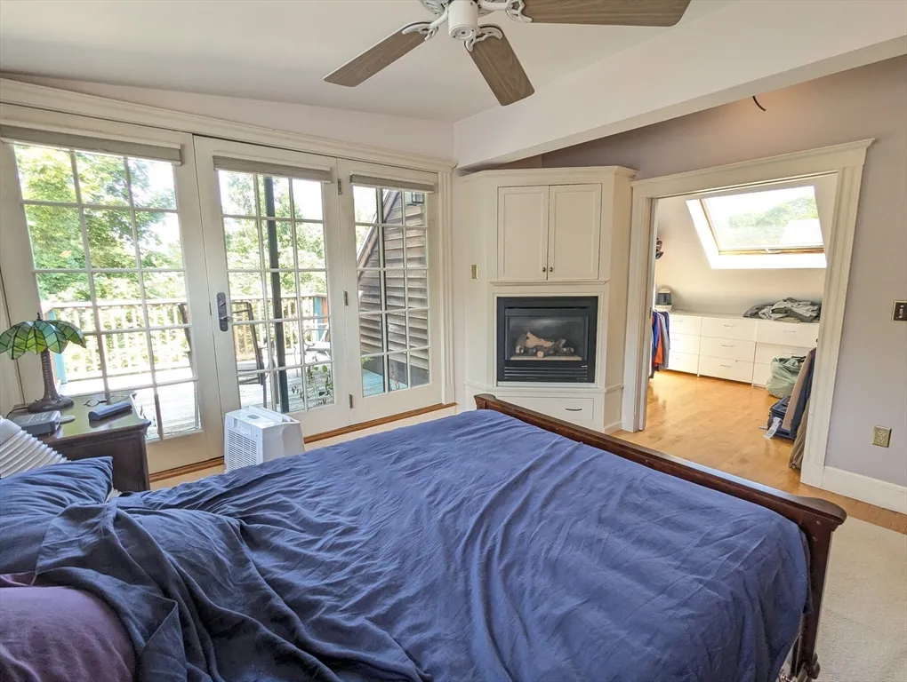 4 bed, 2 bath apartment for rent at 17 Commonwealth Rd Unit 2, Watertown — photo 15 of 23