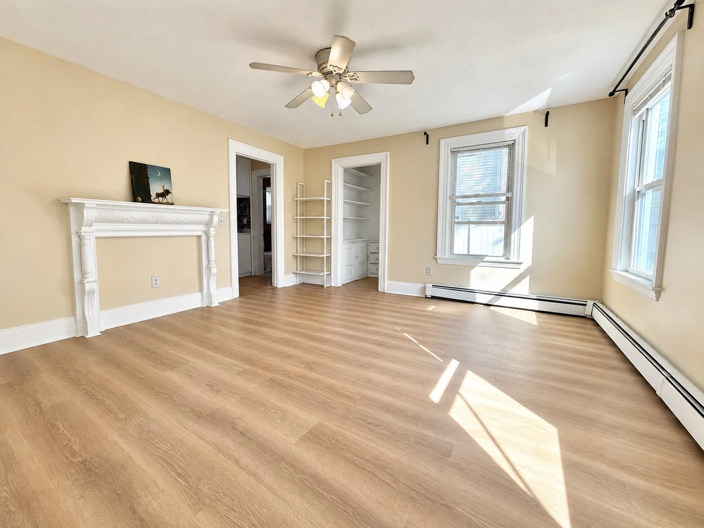 1 bed, 1 bath apartment for rent at 17 Crafts St Unit A, Nonantum