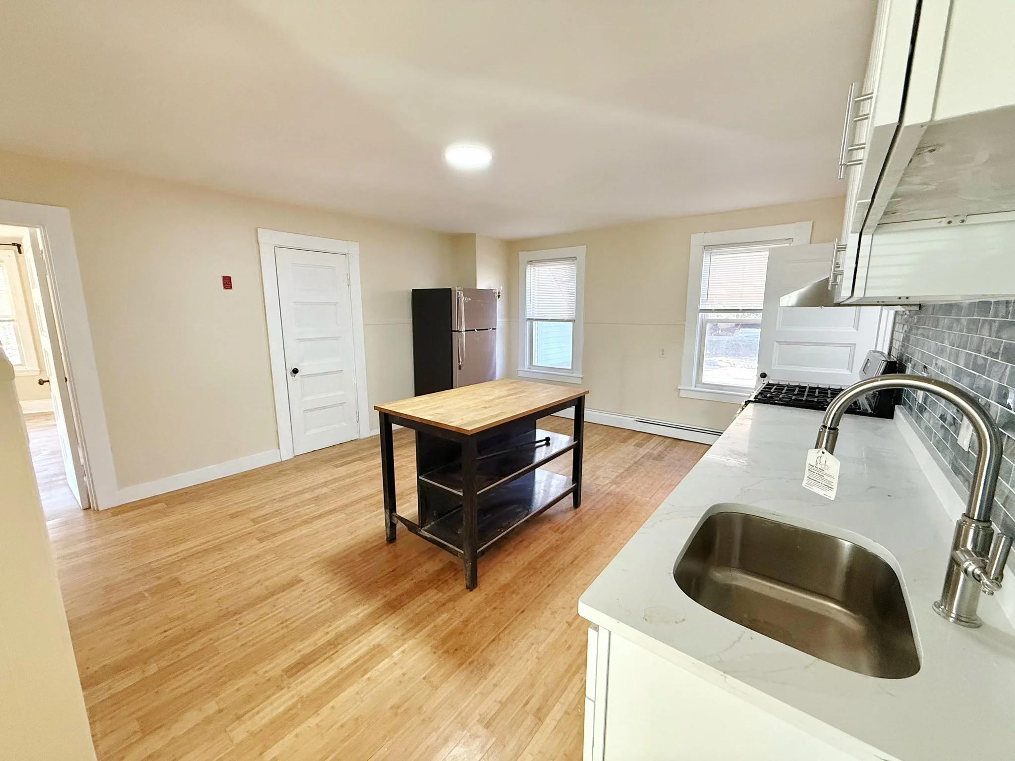 1 bed, 1 bath apartment for rent at 17 Crafts St Unit A, Nonantum — photo 7 of 10