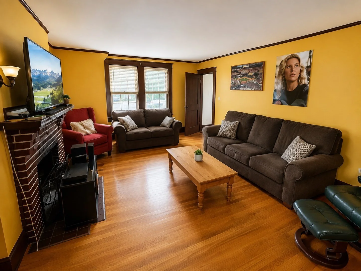 3 bed, 1 bath apartment for rent at 17 Cufflin St Unit 2, Brighton — photo 3 of 7