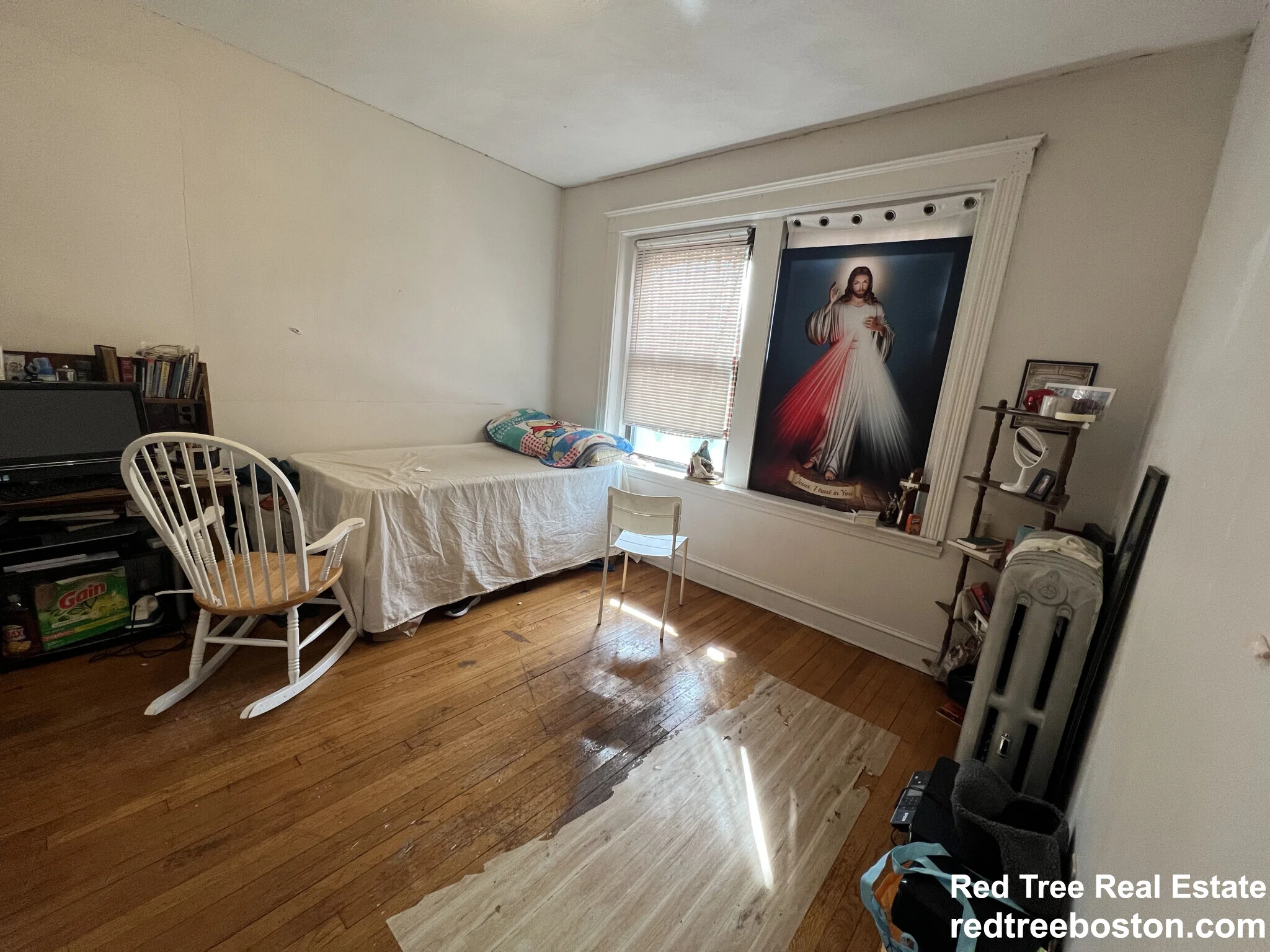 4 bed, 1 bath apartment for rent at 17 Cummings Rd Unit 1, Brighton — photo 8 of 9