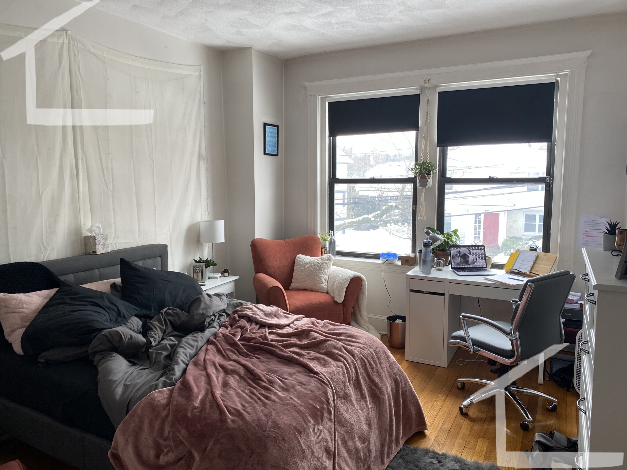 4 bed, 1 bath apartment for rent at 17 Cummings Rd Unit 2, Brighton — photo 3 of 16