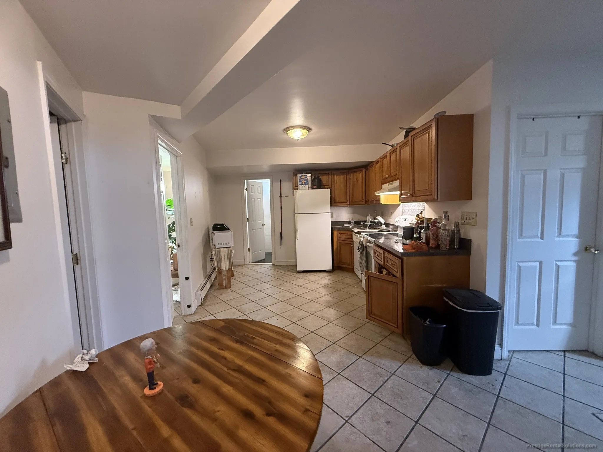 3 bed, 2 bath apartment for rent at 17 Cummings Rd Unit b, Brighton — photo 9 of 25