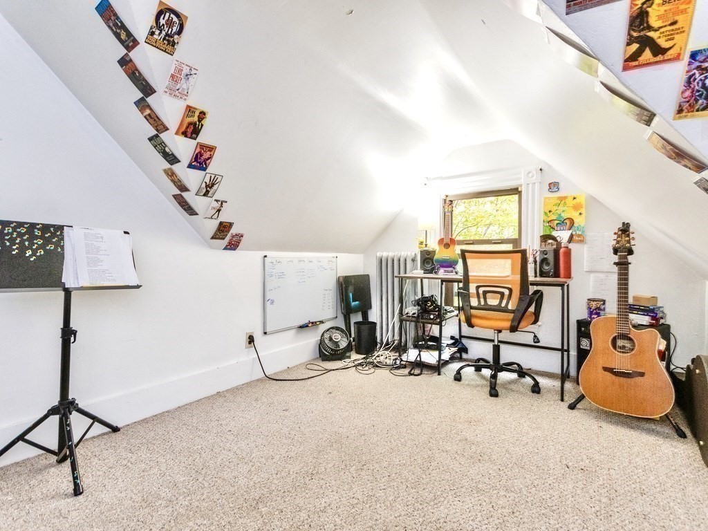 5 bed, 2 bath apartment for rent at 17 Cushman Rd Unit 1, Brighton — photo 8 of 17