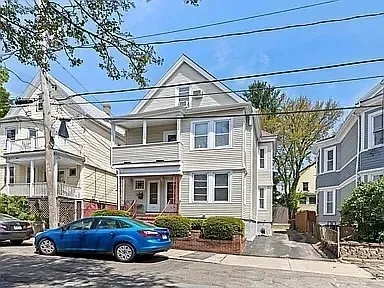 3 bed, 1 bath apartment for rent at 17 Cypress St Unit 1, Spring Hill — photo 2 of 18