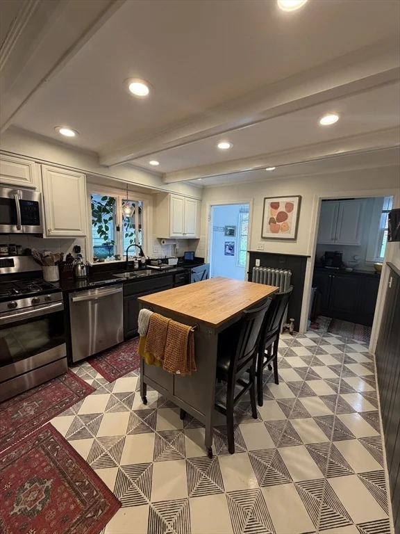 3 bed, 2 bath apartment for rent at 17 Daniels St, Hopedale — photo 9 of 21
