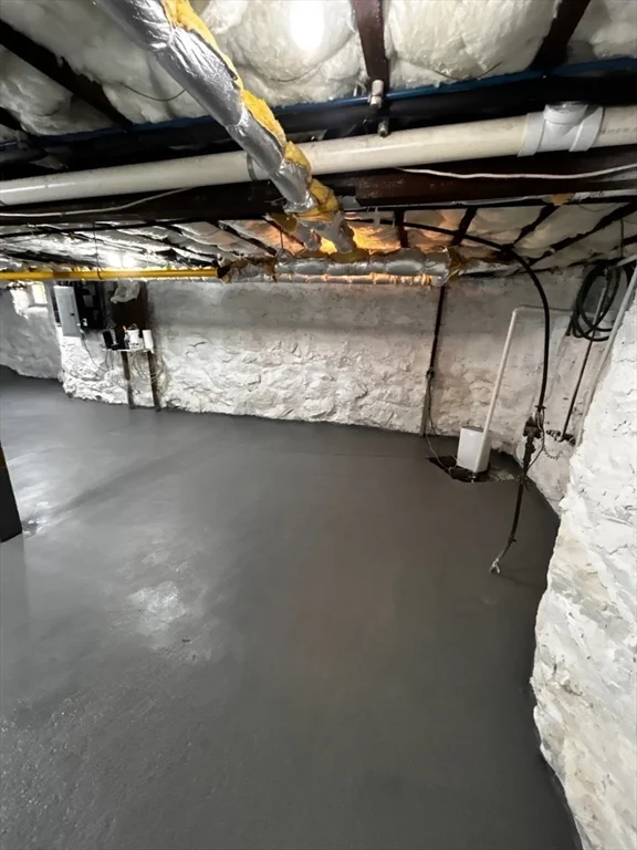 3 bed, 2 bath apartment for rent at 17 Daniels St, Hopedale — photo 19 of 21