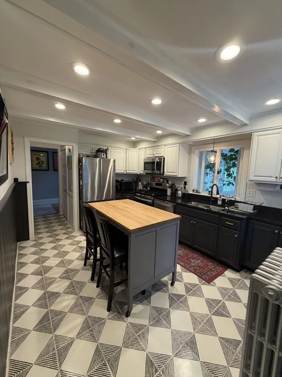 3 bed, 2 bath apartment for rent at 17 Daniels St, Hopedale — photo 8 of 21