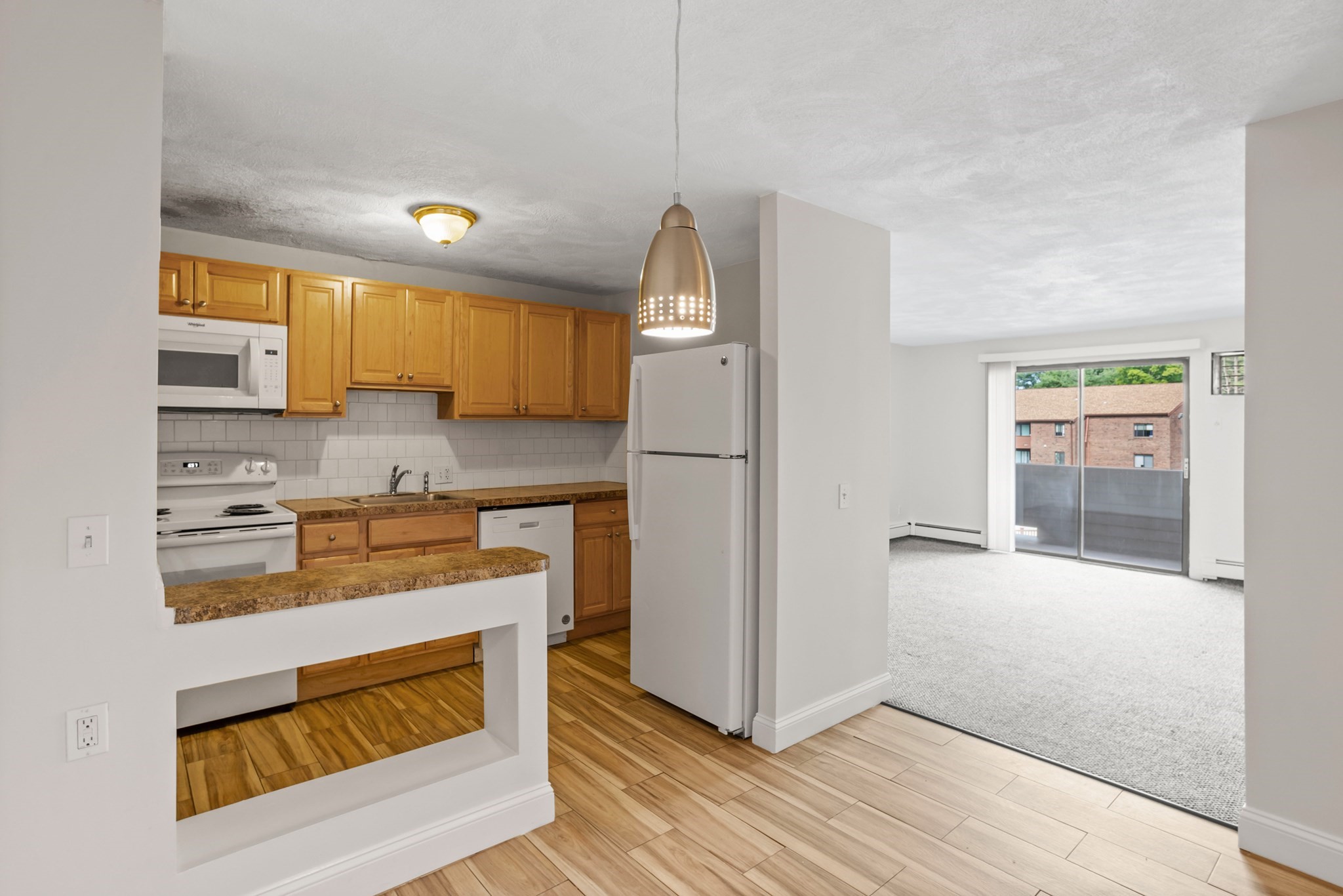 1 bed, 1 bath apartment for rent at 17 Davis Rd Unit C9, Acton — photo 1 of 18