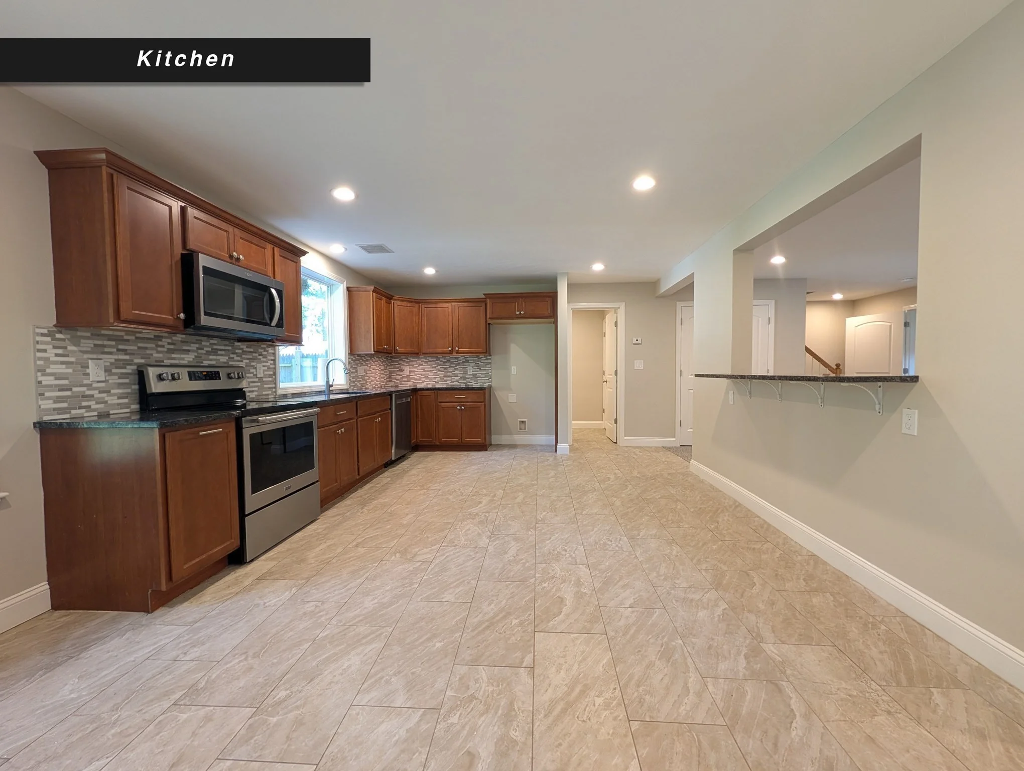 3 bed, 2 bath apartment for rent at 17 Deane St Unit A, West Wareham — photo 10 of 27