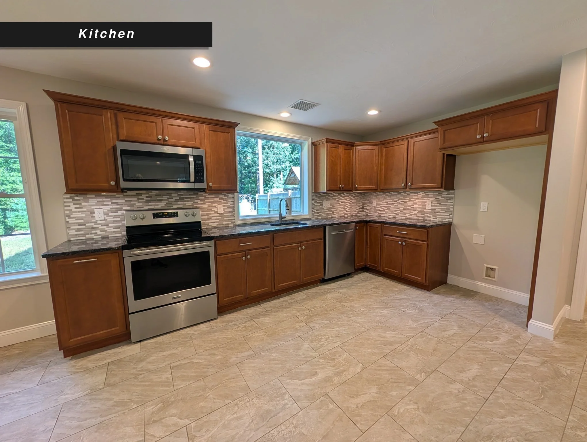 3 bed, 2 bath apartment for rent at 17 Deane St Unit A, West Wareham — photo 8 of 27