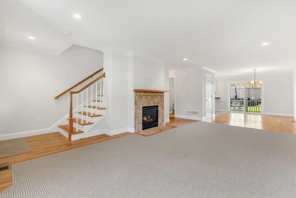 2 bed, 2 bath apartment for rent at 17 Decolores Dr Unit 17, Wayland — photo 6 of 19