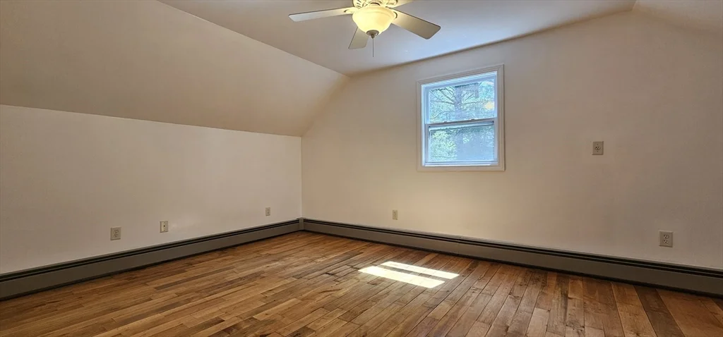 2 bed, 1 bath apartment for rent at 17 Diamond Hill Unit B, Holden — photo 11 of 16