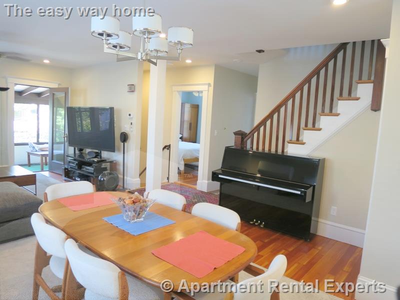 4 bed, 1 bath apartment for rent at 17 Dickson St, Teele Square — photo 8 of 22