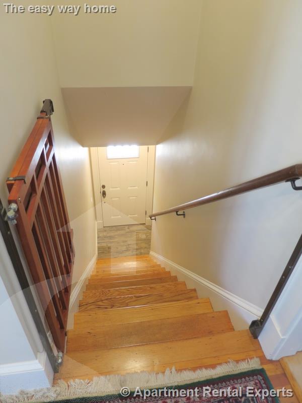 4 bed, 1 bath apartment for rent at 17 Dickson St, Teele Square — photo 11 of 22