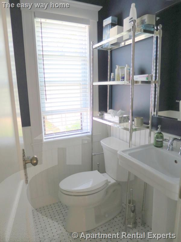 4 bed, 1 bath apartment for rent at 17 Dickson St, Teele Square — photo 10 of 22