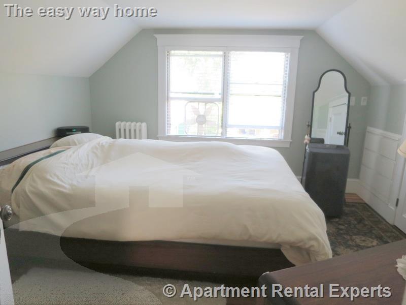 4 bed, 1 bath apartment for rent at 17 Dickson St, Teele Square — photo 12 of 22