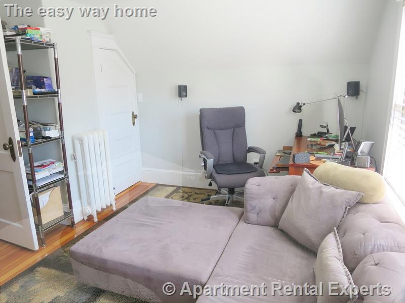 4 bed, 1 bath apartment for rent at 17 Dickson St, Teele Square — photo 16 of 22